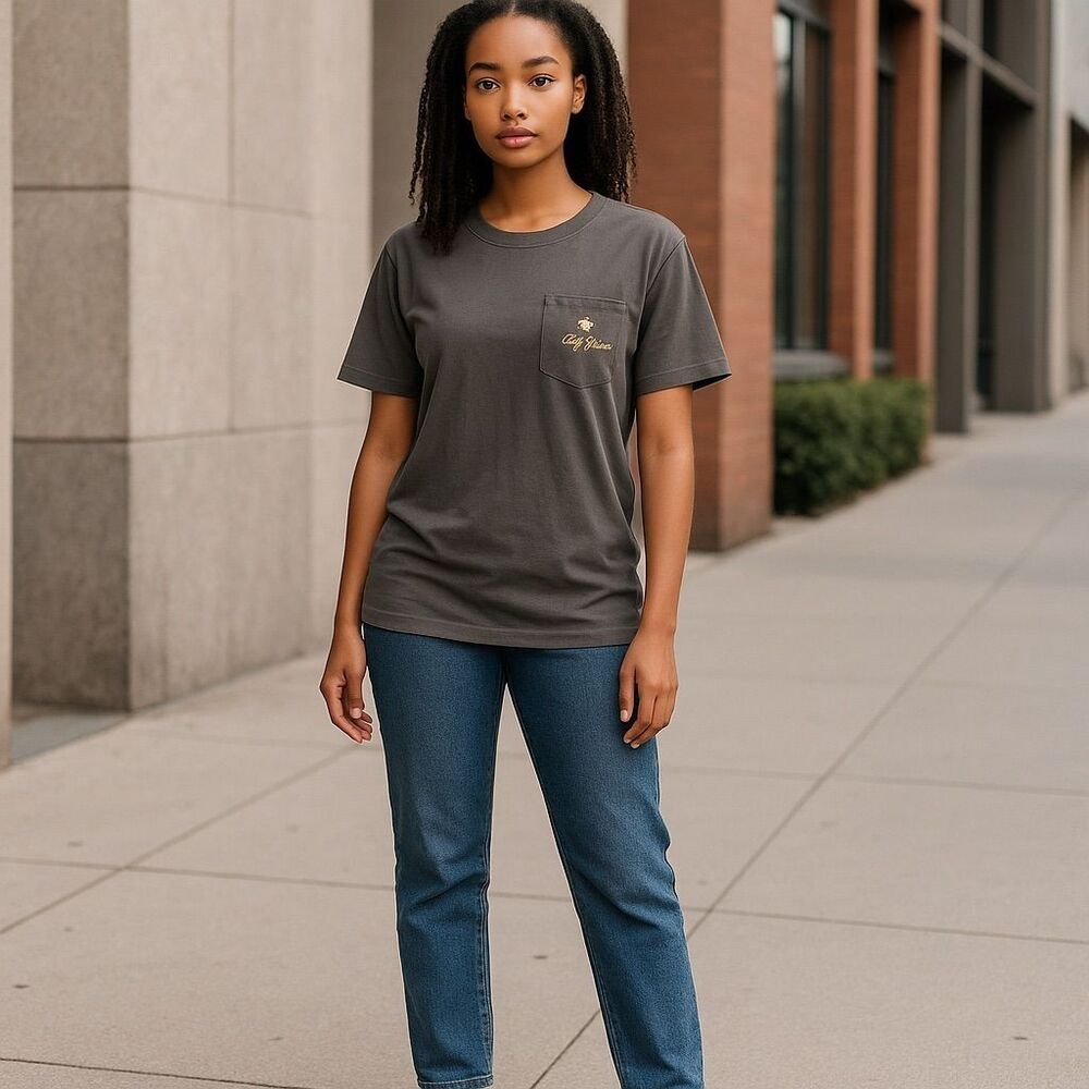Lily Grace Women's Gray Graphic T-Shirt L "He Will Cover You" Casual